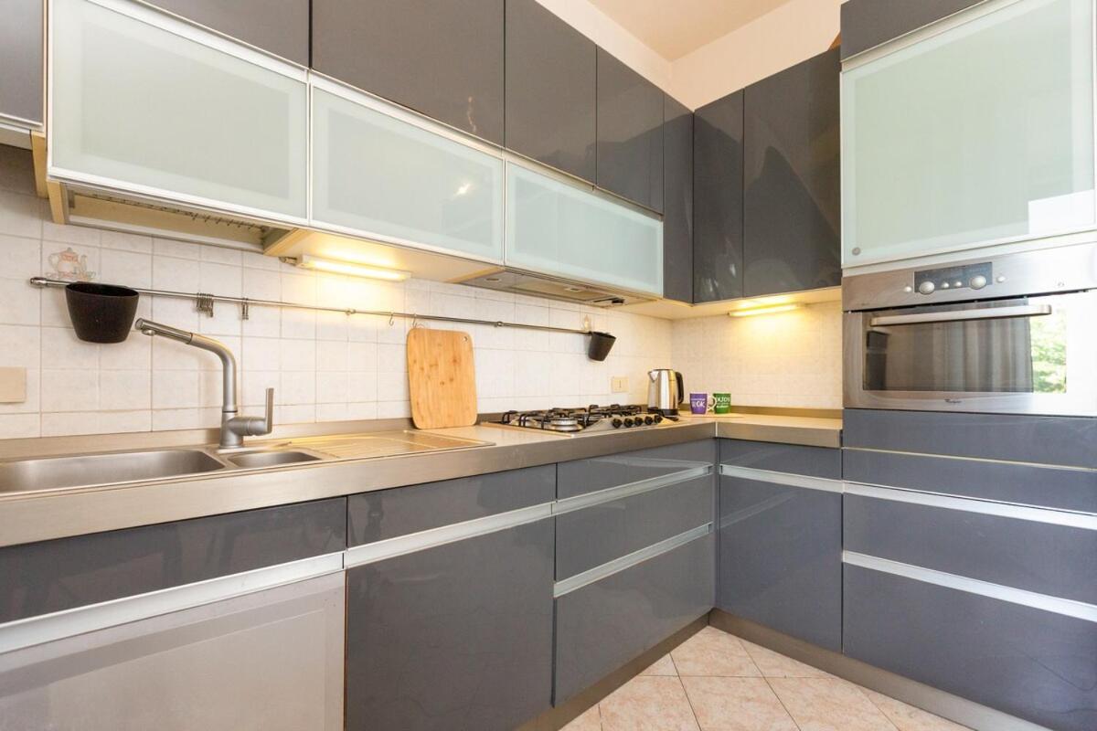Parea Exclusive - Near Hospital And Airport Appartamento